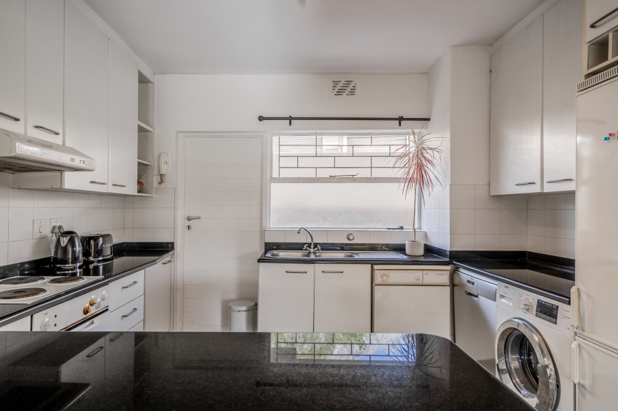 To Let 3 Bedroom Property for Rent in Camps Bay Western Cape